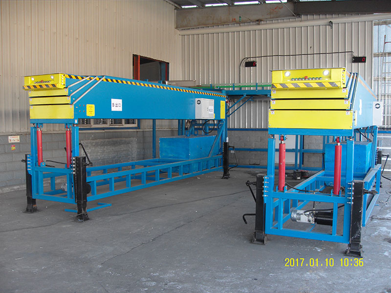 伸缩皮带输送机